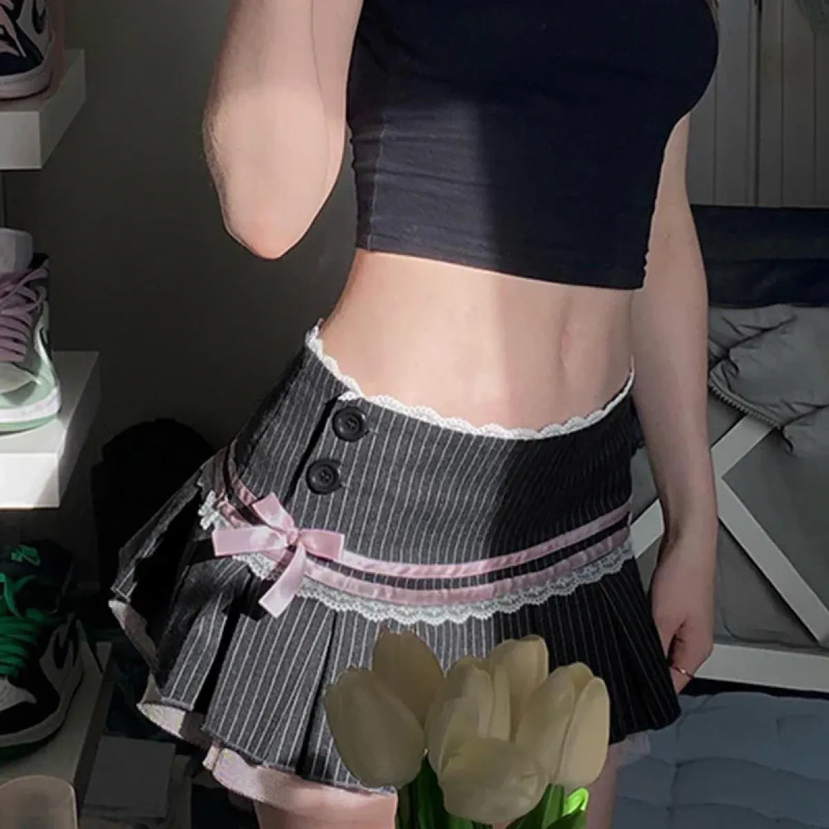 Y2K Coquette Aesthetic Pinstripe Pleated Black Mini Skirt with Bow