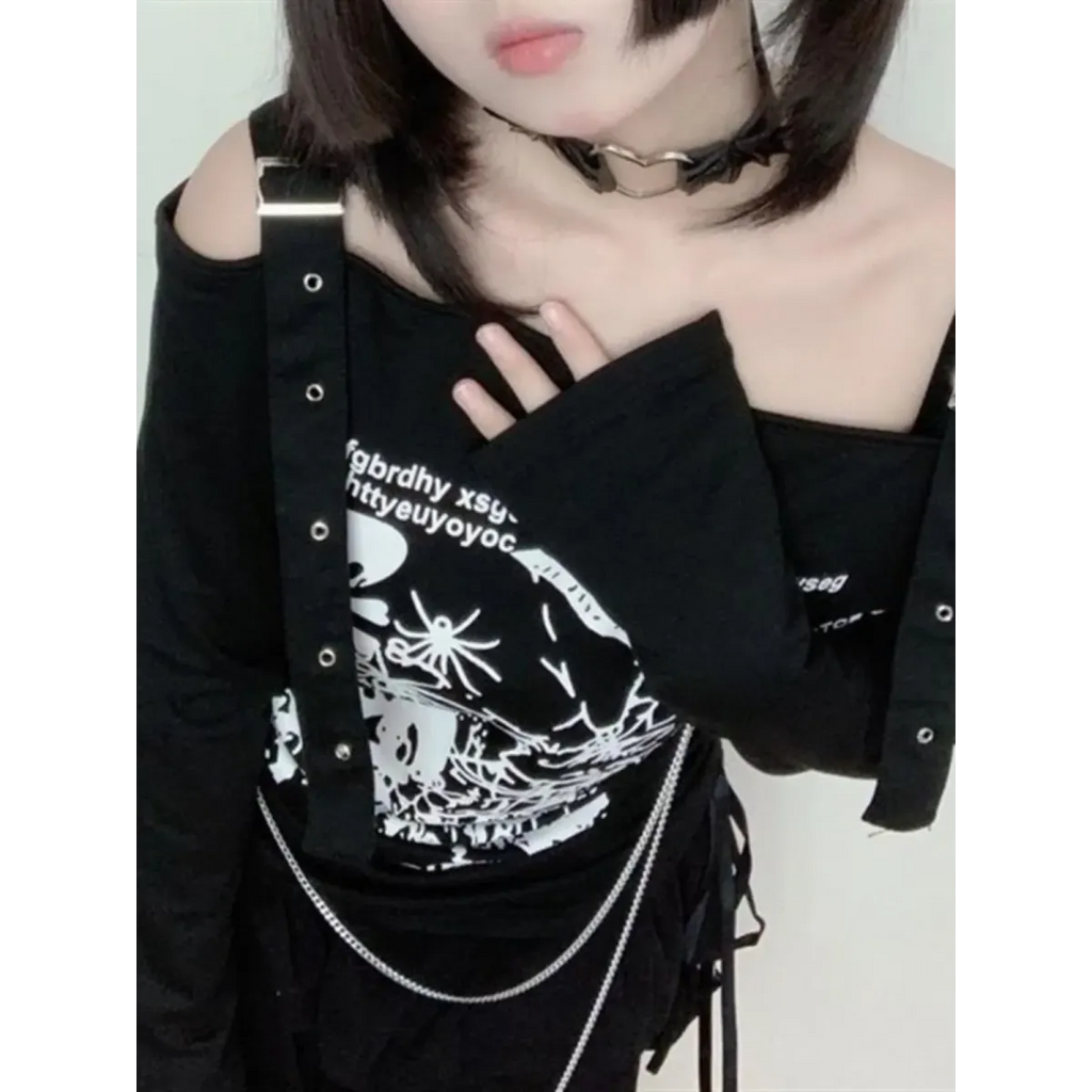 Gothic Punk Off-Shoulder Top – Y2K Skull Print Tee